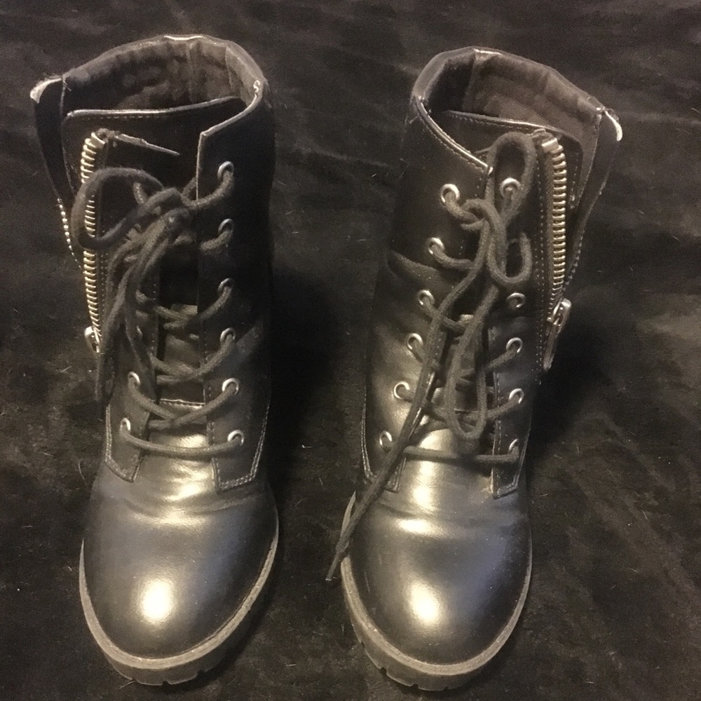 Steve Madden booties